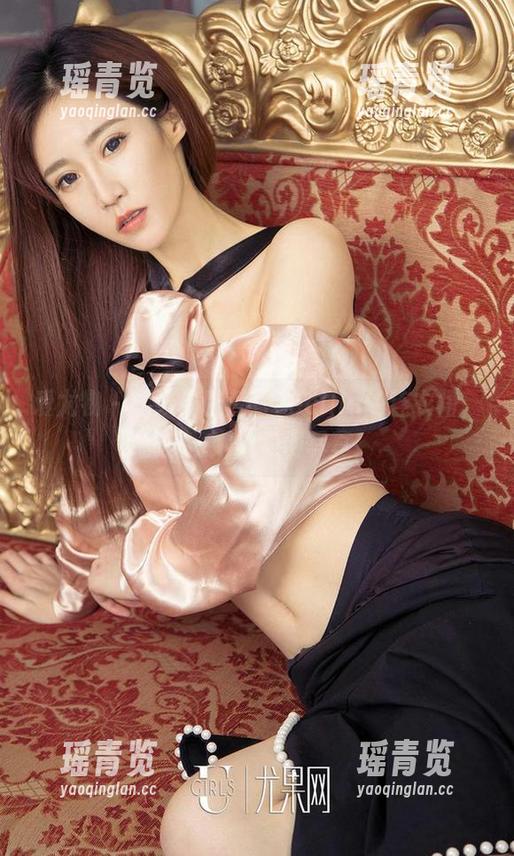 爱尤物 - 不羡慕陆萱萱cecilia的连衣裙，就羡慕她拍免费写真！