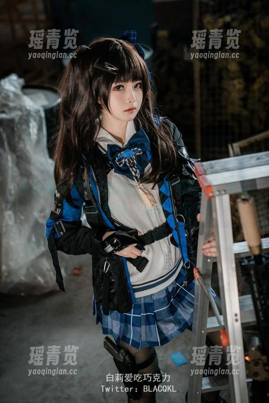 白莉爱吃巧克力的浴缸，别龟缩了，快来拿免费图包，成长一下。