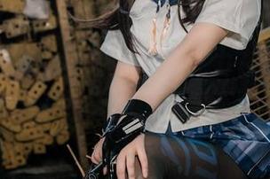 原图看过瘾，白莉爱吃巧克力在古风汉服里玩出了新天地，果然不简单！