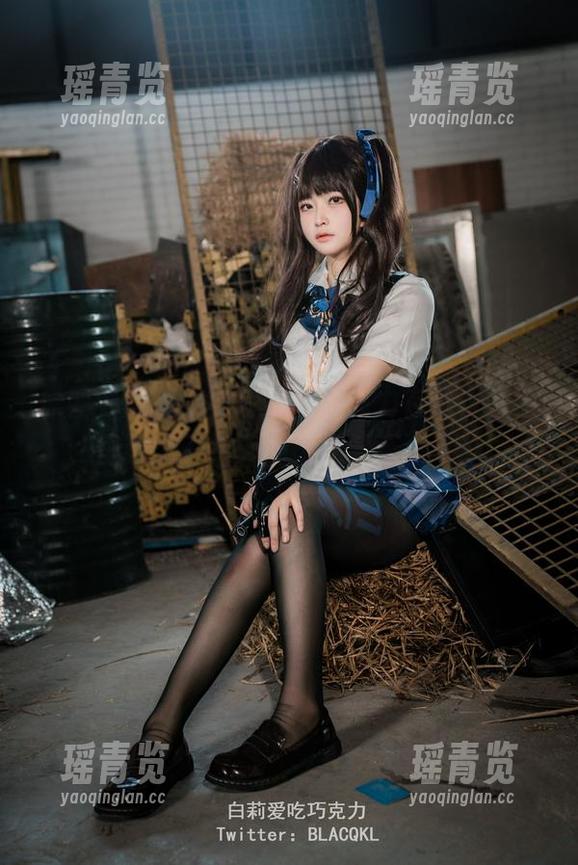 原图看过瘾，白莉爱吃巧克力在古风汉服里玩出了新天地，果然不简单！