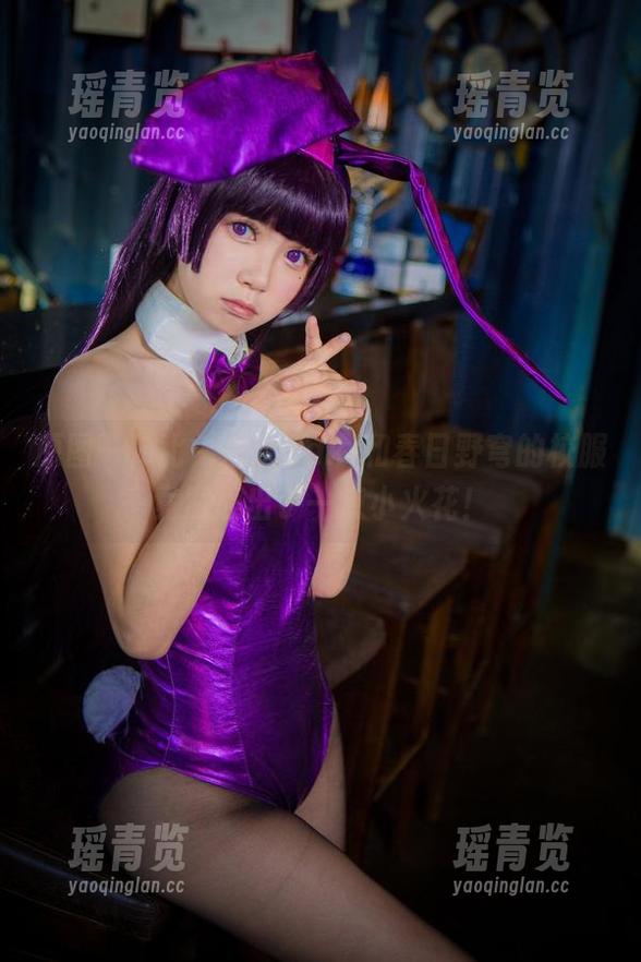 白金Saki 原图一对比,白金Saki和春日野穹的校服竟然擦出了一点小火花!