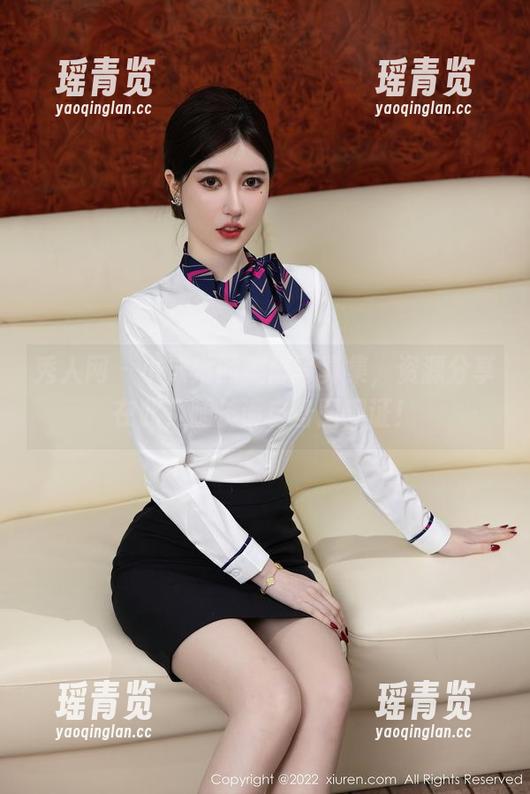 秀人网 - 小沫琳的美脚写真集，资源分享在此，腿长请自备围观证！