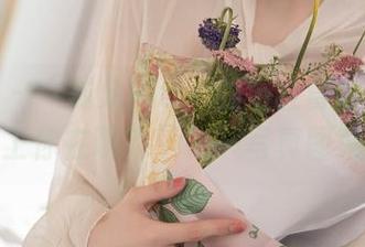 秀人网 - “戴允祺zoe的浴缸冒险：管道工你在哪？”——写真图集
