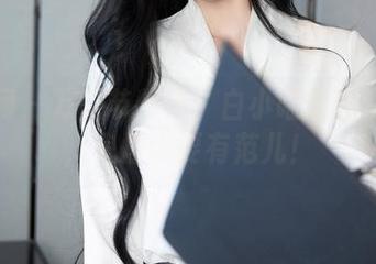 秀人网 - 万圣节特辑：白小喵的图片组合，鬼怪也要有范儿！