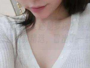 微密圈 - 这是真实还是梦境？童小芯最新图包，直播视频精选，冒出了一丝小好奇