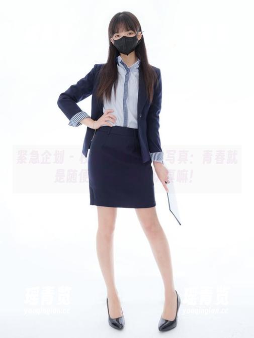 紧急企划 - 校服与林书辞的写真：青春就是随便玩玩，别太认真嘛！
