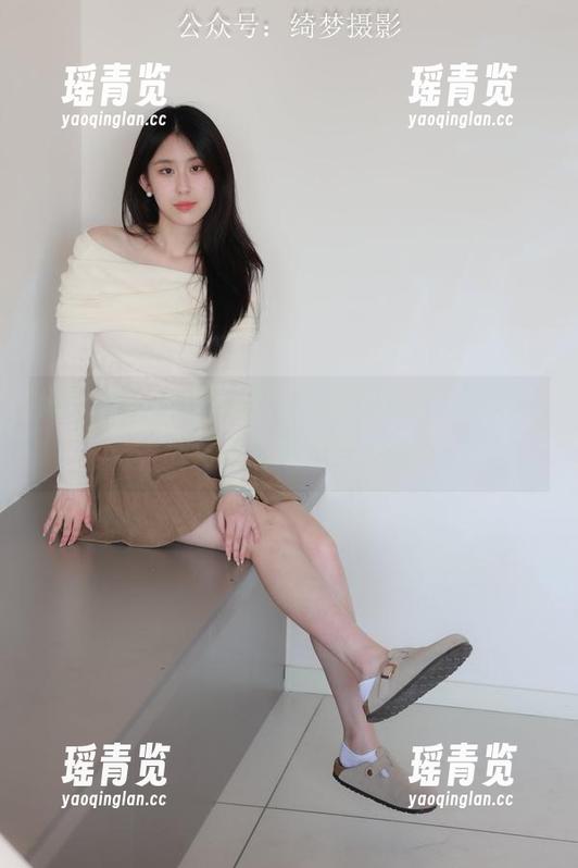 绮梦摄影-小艺 绮梦摄影 - 作品精选:小艺的牛仔裤,咦,我好像看出了些奥秘。