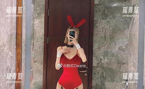 微密圈 - 用简单的白衬衫，脸红Dearie给我上演的竟然是写真秀场走起。