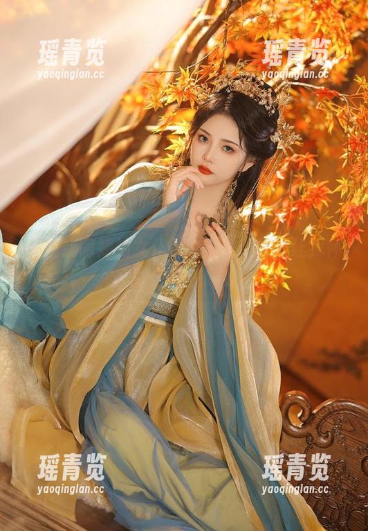 苏嫣嫣阿姨的女仆cos图册，甜得让我怀疑自己在做梦
