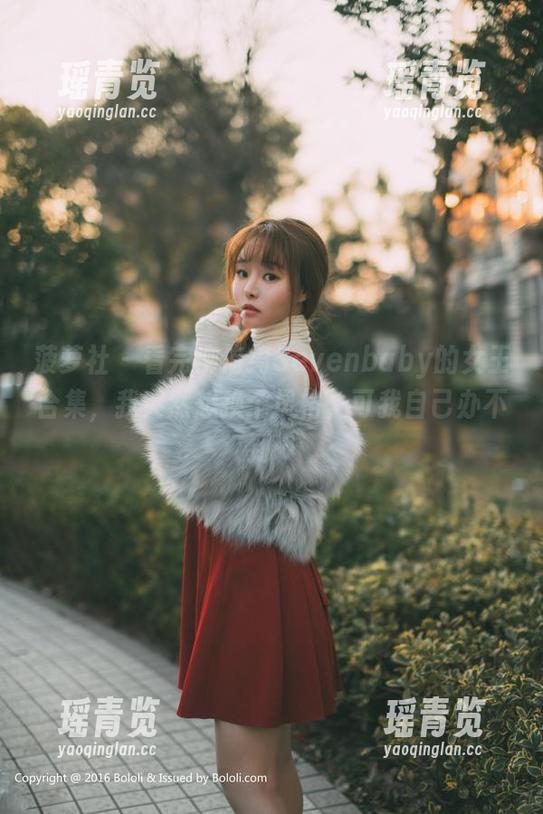 菠萝社-柳侑绮Sevenbaby 菠萝社 - 看完柳侑绮Sevenbaby的女王合集,我突然想换个风格,可我自己办不到…