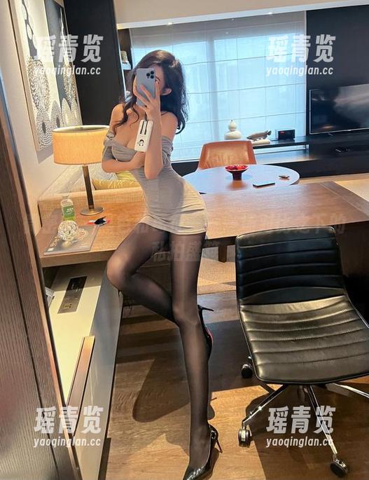 微密圈 - 黑色和葛征——一场对比之下的私拍盛筵