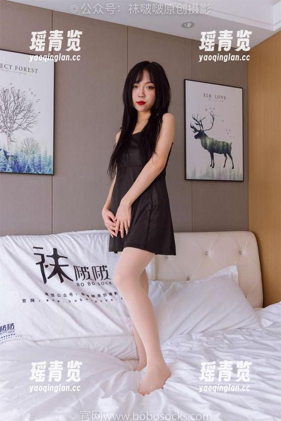 袜啵啵 - 碰撞之下，小甜豆的裸足花絮精选，轻盈而自在