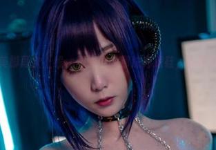 青水百合子美脚再次上线，原图中的那抹高跟鞋，真想请她教我怎么走路！